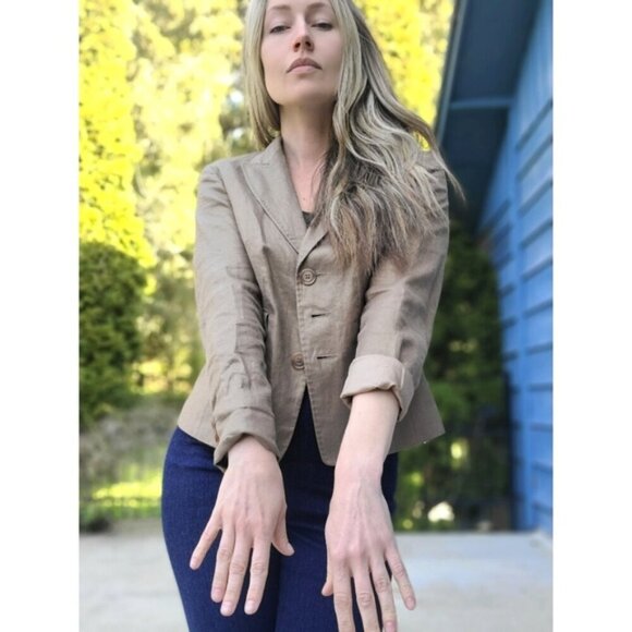 The Amanda Antique Gold Linen 3 Pocket Blazer by SCAPA Originals - Picture 7 of 16